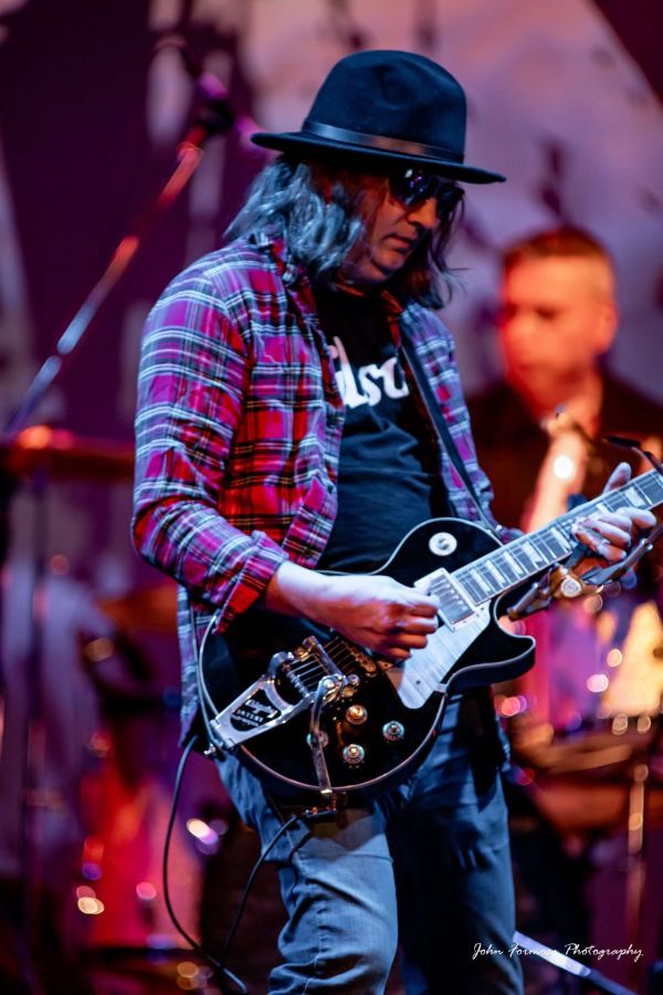 After The Gold Rush - The Neil Young Eexperience