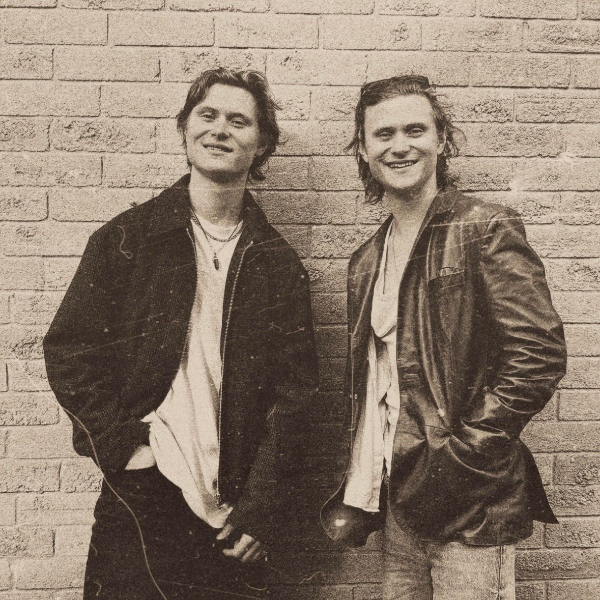 Cline Twins
